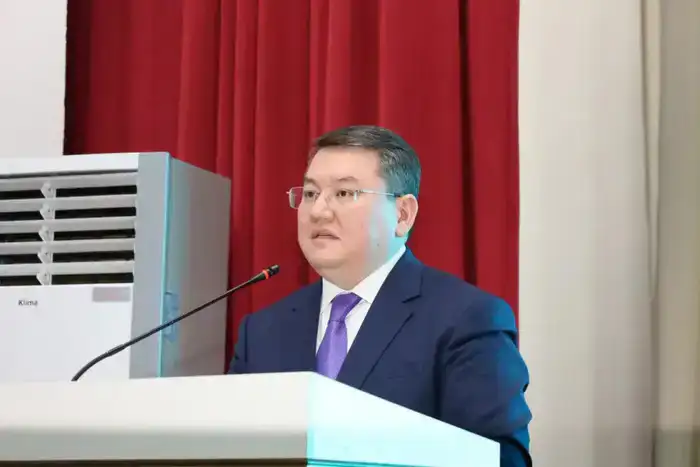 КАЗАХСТАН: ОБСУЖДЕНИЕ КОНСТИТУЦИОННЫХ РЕФОРМ В САУРАНСКОМ РАЙОНЕ С ЖИТЕЛЯМИ И ИХ ВЛИЯНИЕ НА ГОСУДАРСТВЕННУЮ СТАБИЛЬНОСТЬ