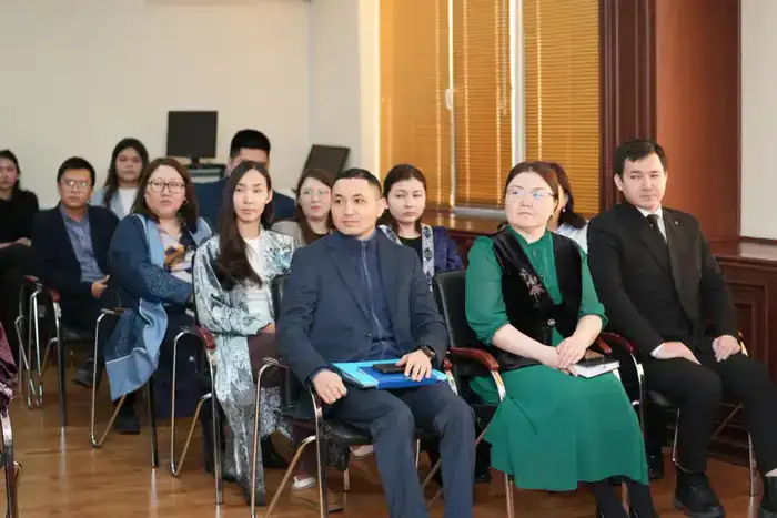 Сотрудники Минэнерго узнали о традициях Наурыза на лекции профессора Мукатаевой