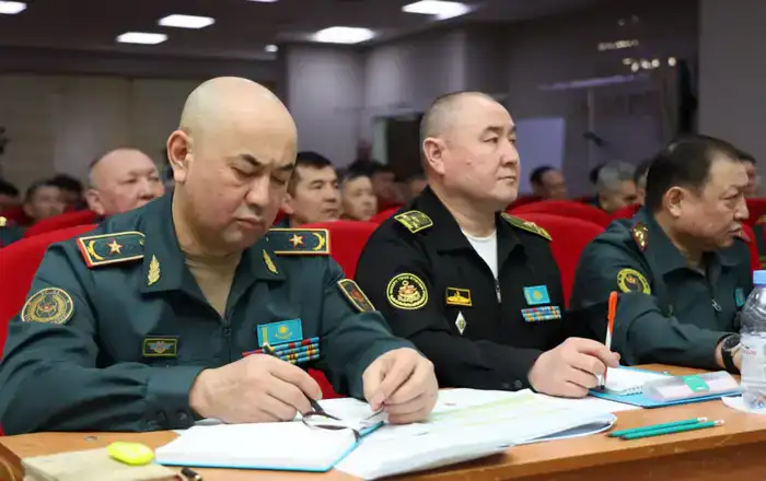 Министр обороны определил приоритеты боевой подготовки Вооруженных сил (8)