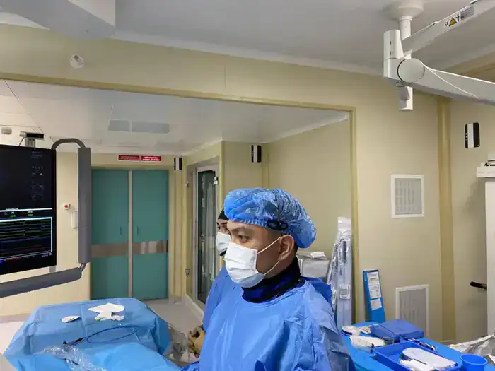 Успешная операция на сердце 18-летней пациентки в Алматы: шанс на новую жизнь