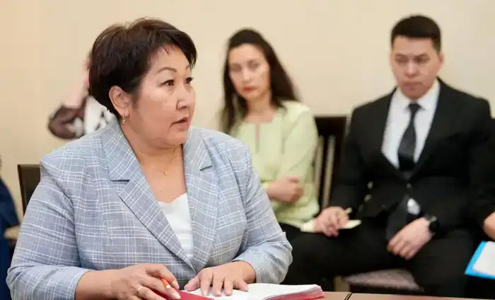 Аким ВКО на личном приеме рассмотрел обращения граждан (7)