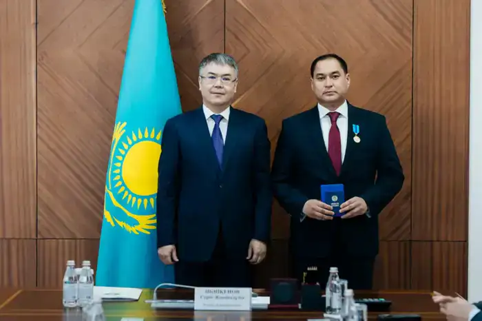 В Атырау вручили государственные награды (6)