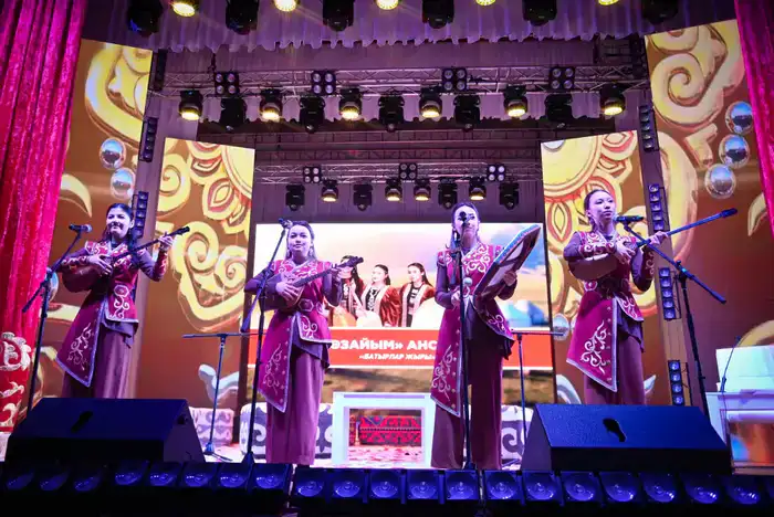 Наурызнама–2026: В Актобе проходит 24-часовой вечер жырау в рамках Дня культуры и национальных традиций (2)