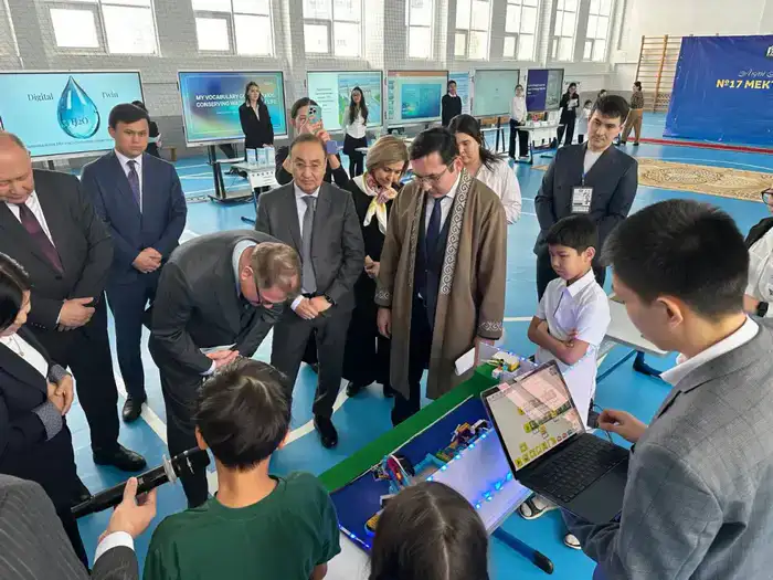 Водосбережение и сохранение озера Балхаш: более 328 тыс. школьников и студентов колледжей приняли участие в экочасе «Экономь воду – сохраняй будущее!» (5)