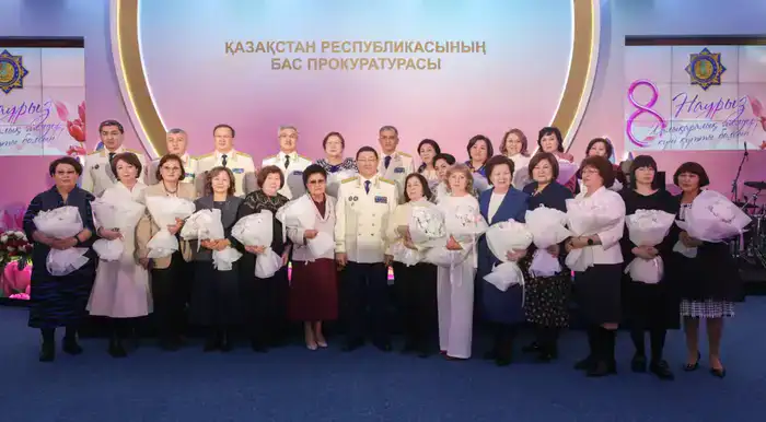 В Генеральной прокуратуре состоялось торжественное мероприятие, посвящённое Международному женскому дню (4)