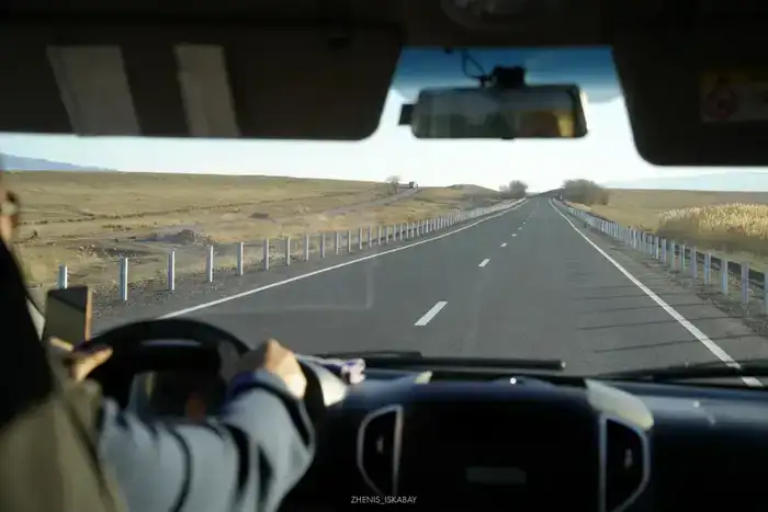 Бейбит Исабаев сообщил о достижении 95% местных дорог в хорошем и удовлетворительном состоянии благодаря крупным проектам