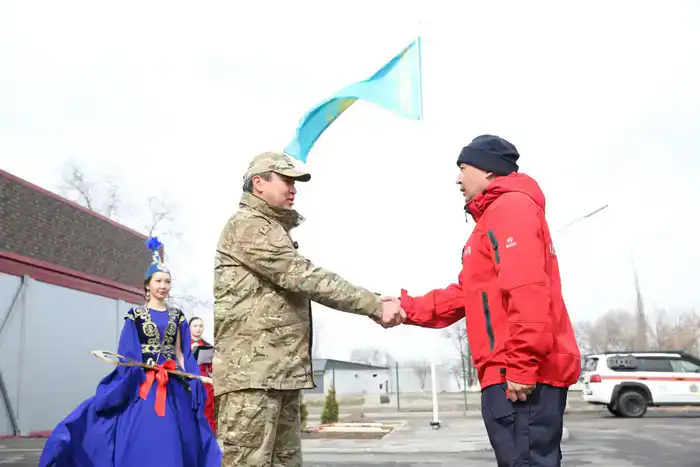 Ключи от счастья: новоселье для спасателей Алматы!