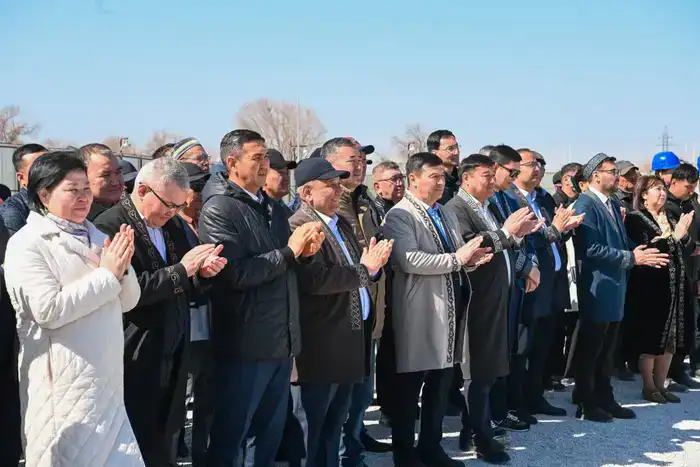 Заложена капсула строительства гостиницы IBIS в Кызылорде (4)