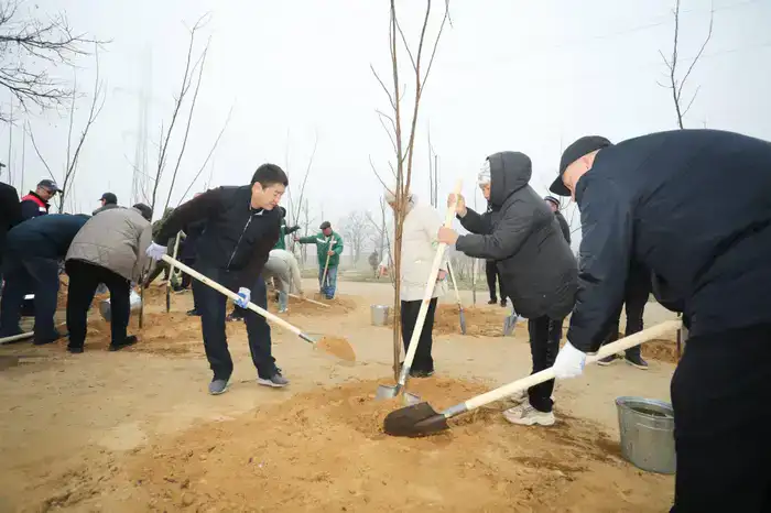 В Мангистауской области в рамках экологической акции «Тазару күні» прошёл масштабный субботник (4)