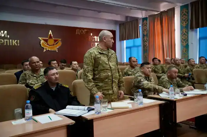 Комиссия Генерального штаба проинспектировала воинские части на западе Казахстана (10)