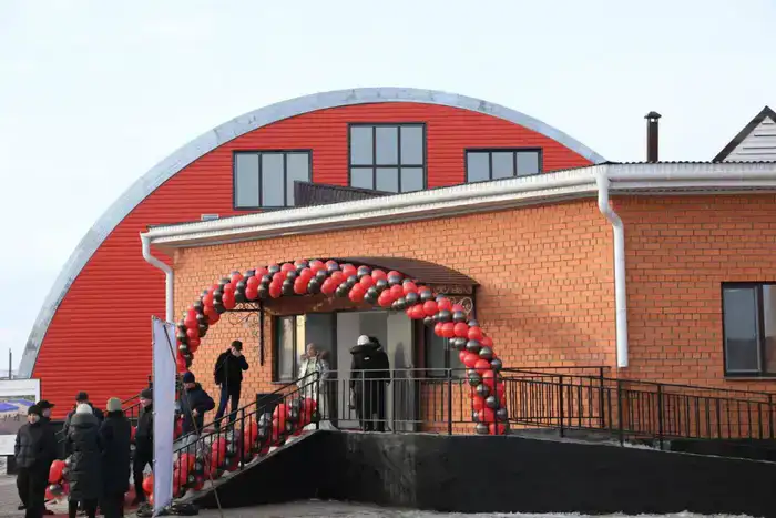 В Шалкаре открылся ФОК с первым в истории района плавательным бассейном (8)