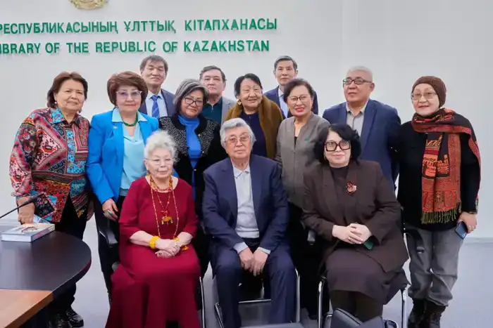 Творческое наследие Магиры Кожахметовой представили в Алматы (4)