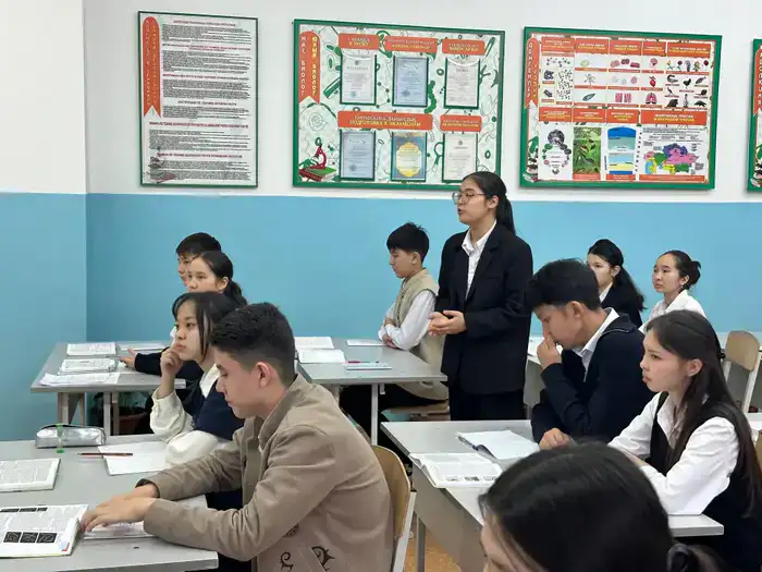 Молодёжь поддерживает экологию: в Шымкенте продолжается акция «Таза Қазақстан» (3)