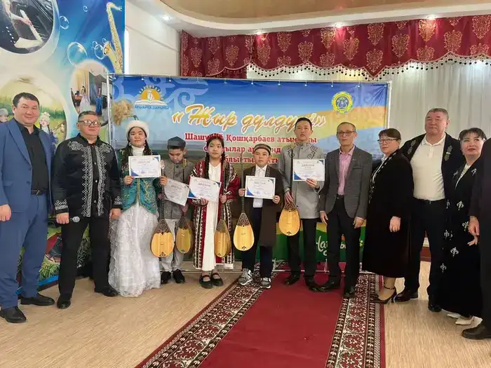 В Карагандинской области развивают традиции айтыса среди школьников (2)