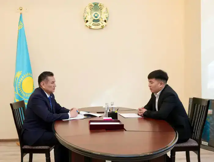 Аким ВКО на личном приеме рассмотрел обращения граждан