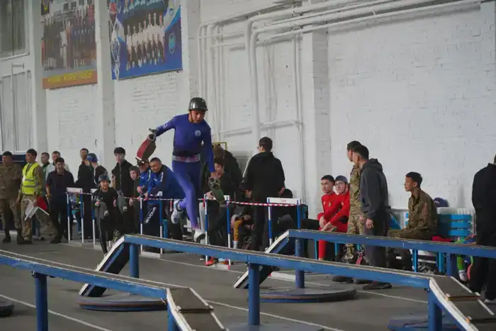 Победители зимних чемпионатов МЧС Республики Казахстан по пожарно-спасательному спорту определены в международном контексте