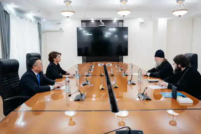 Диалог о вере: культура и церковь за одним столом Шымкенте