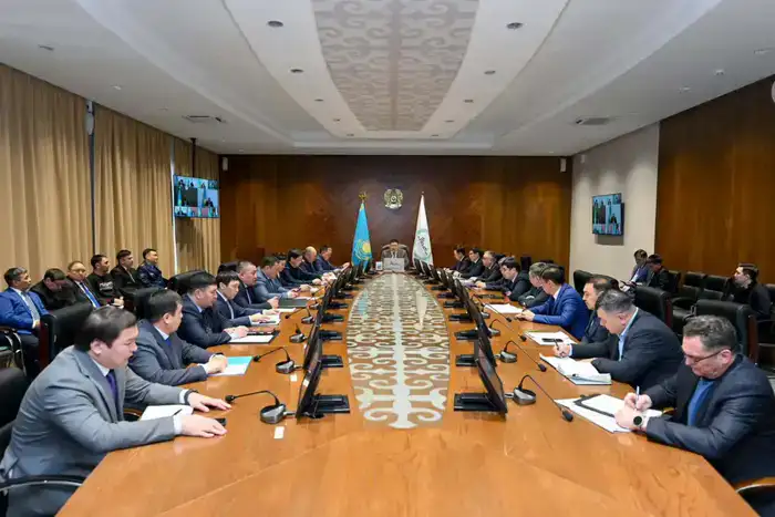 Обсуждение мер по предотвращению чрезвычайных ситуаций в связи с весенними паводками