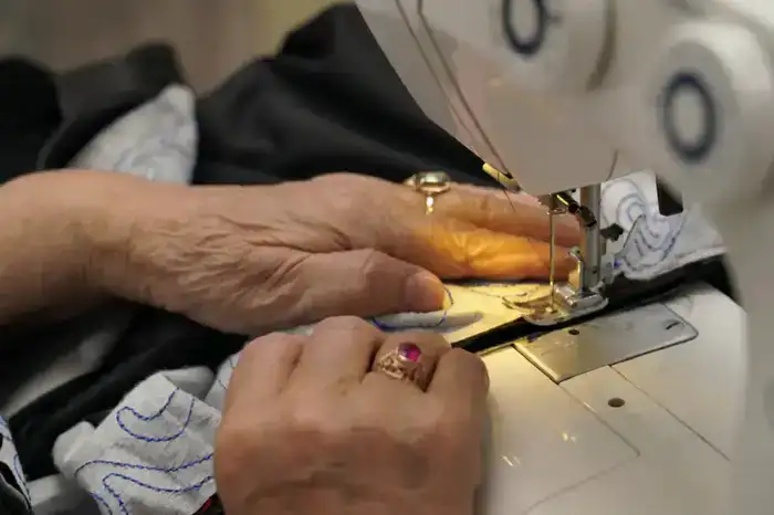 Мастер-класс по созданию головного убора кимешек провели для столичных пенсионеров (3)