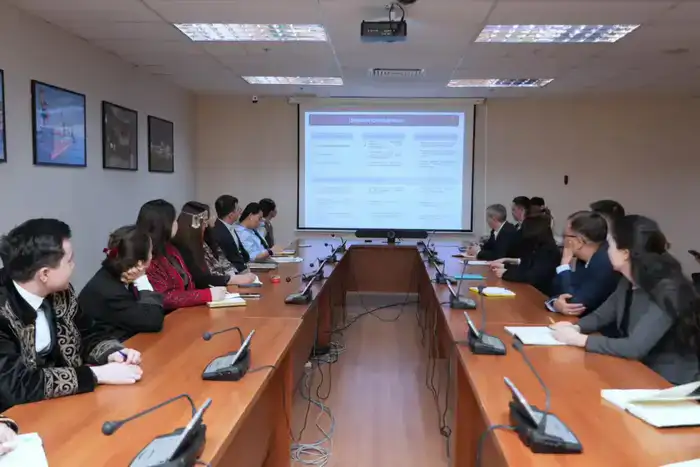 Лекция о цифровой трансформации в Министерстве транспорта: глобальные тренды и инновации