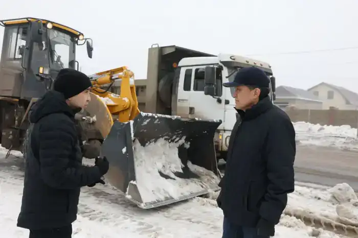 В Акмолинской области усилены противопаводковые меры: вывоз снега ведётся круглосуточно (4)