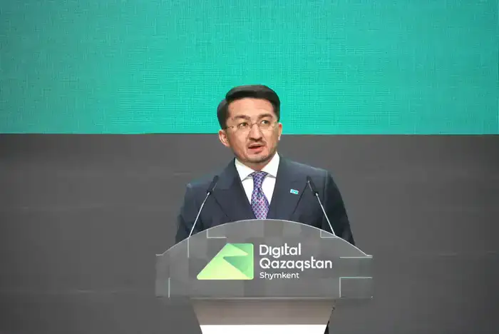 На форуме Digital Qazaqstan в Шымкенте дан старт крупнейшему хакатону страны Decentrathon 5.0 с охватом в 3 000 IT специалистов из 20 городов Казахстана (2)