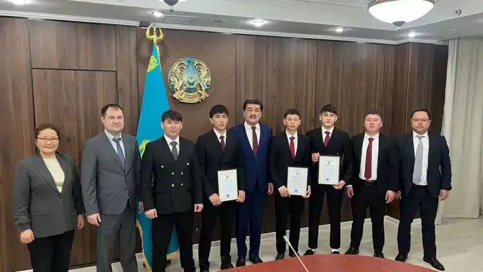 Встреча с участниками волонтерской группы «Экозащитники» (8)