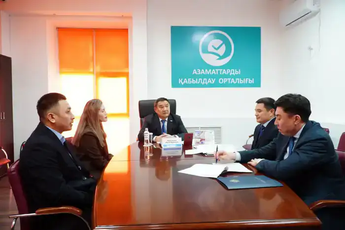 Аким Акмолинской области Марат Ахметжанов провел прием граждан (3)