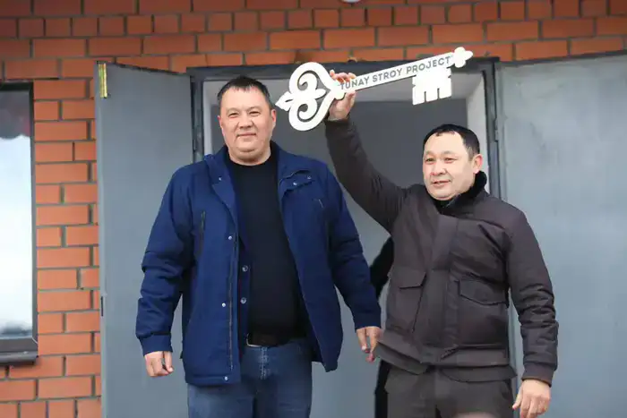 В Шалкаре открылся ФОК с первым в истории района плавательным бассейном (4)