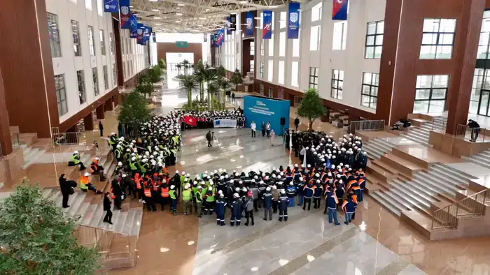 Представители строительной отрасли столицы выразили поддержку проекту новой Конституции (3)