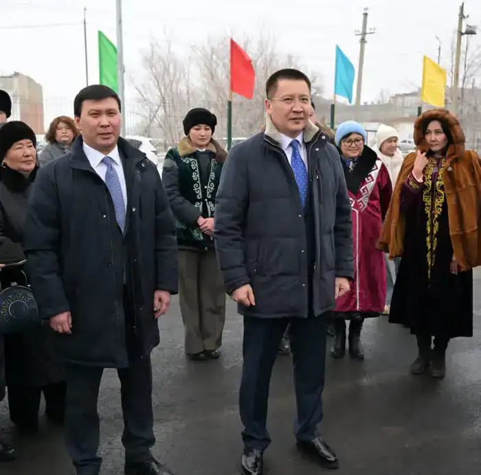 Аким области Асаин Байханов с рабочим визитом посетил Майский район (9)