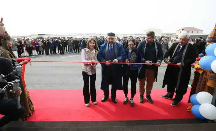 В Мангистауской области открылся ледовый дворец международного стандарта (4)