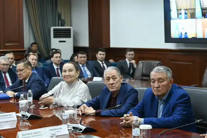 Здание частной школы теперь в руках области!