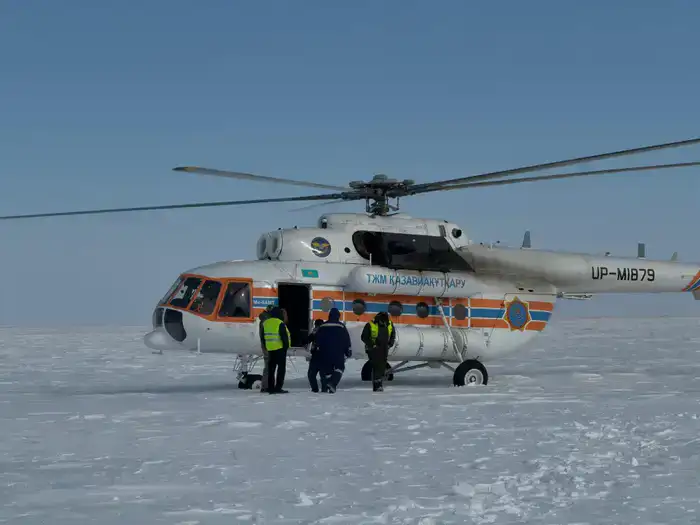 За прошедшие трое суток из снежных заносов спасено и эвакуировано 78 человек (4)