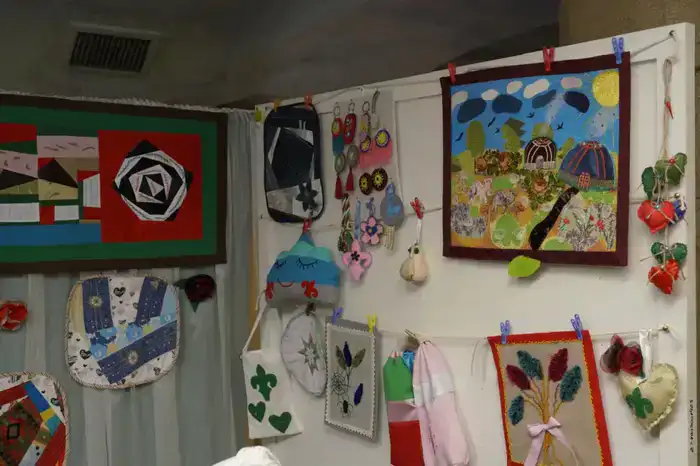 Мастер-класс по созданию головного убора кимешек провели для столичных пенсионеров (8)