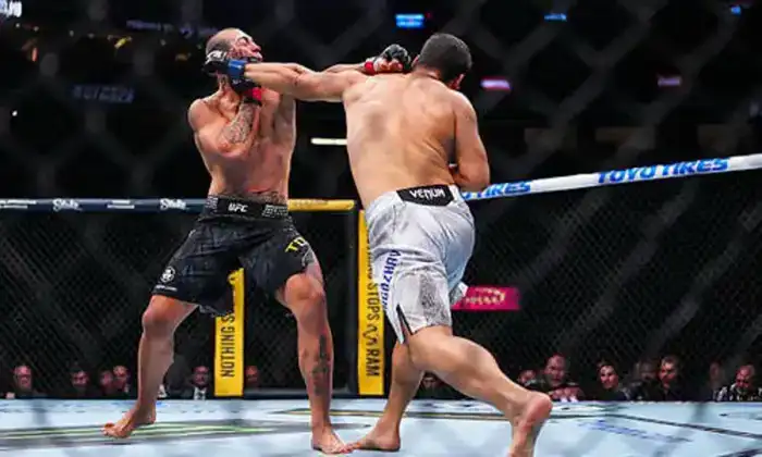 Казахстанский военнослужащий Дияр Нургожай одерживает победу на UFC 326 в Лас-Вегасе