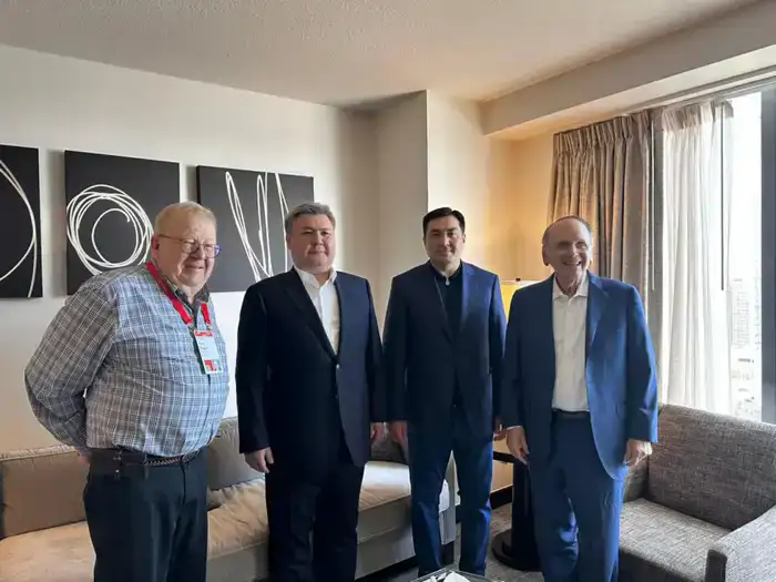 Казахстан обсуждает развитие энергорынков с S&P Global