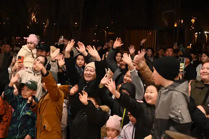 Депутаты Парламента посетили обновленный Президентский парк в Кызылорде (5)