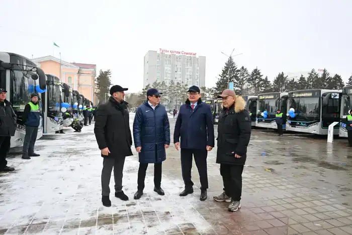 В Семее поступили 32 новых автобуса в парк общественного транспорта