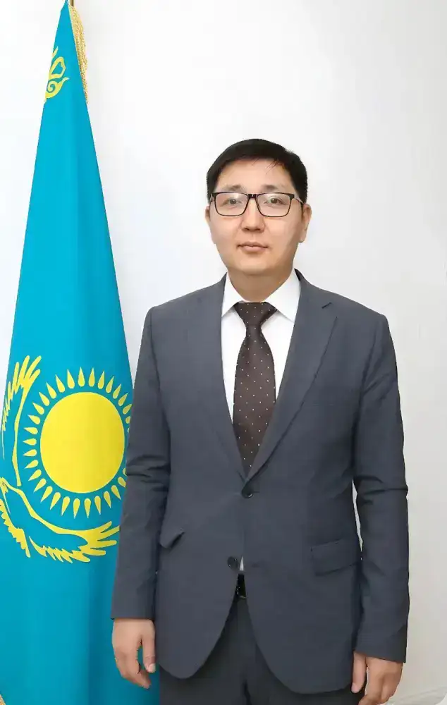 Член Президентского молодежного кадрового резерва назначен на новую должность Шымкенте