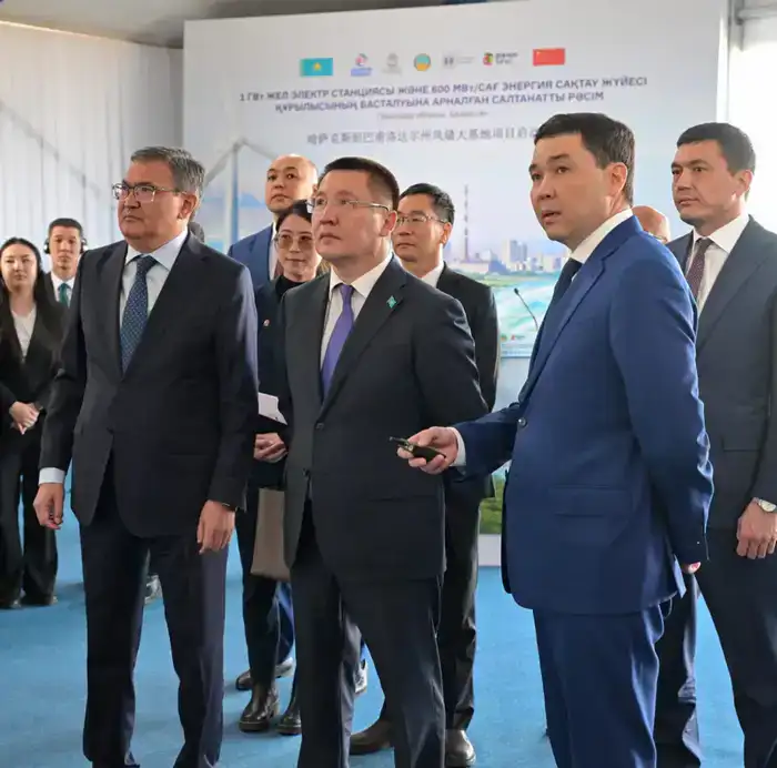 В Павлодарской области дан официальный старт реализации одного из крупнейших энергетических проектов Казахстана - строительства ветровой электростанции мощностью 1 ГВт с системой накопления энергии (2)