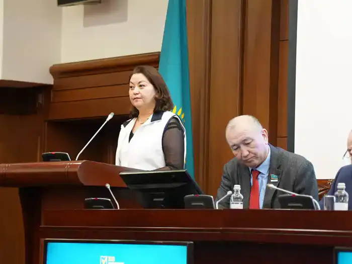 В Министерстве экологии состоялась встреча с членами Общенациональной коалиции по разъяснению проекта новой Конституции (5)