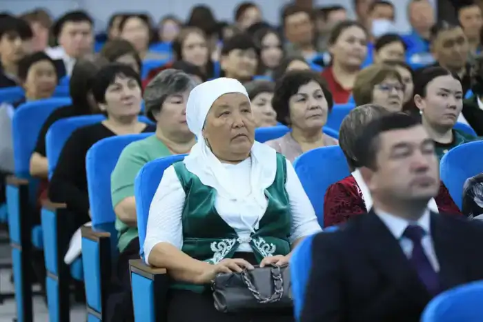 Советник Президента встретился с жителями Кобдинского района (5)