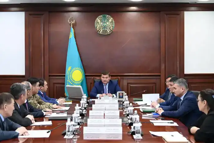 Өңірлердің су тасқынына дайындығы республикалық штаб отырысында талқыланды (6)