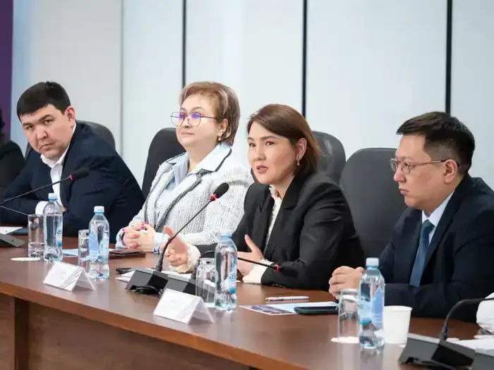 Новые перспективы развития Казахстана после принятия Конституции Шымкенте