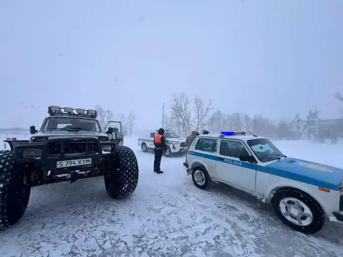 Спасатели МЧС: 300 человек из снежного плена!