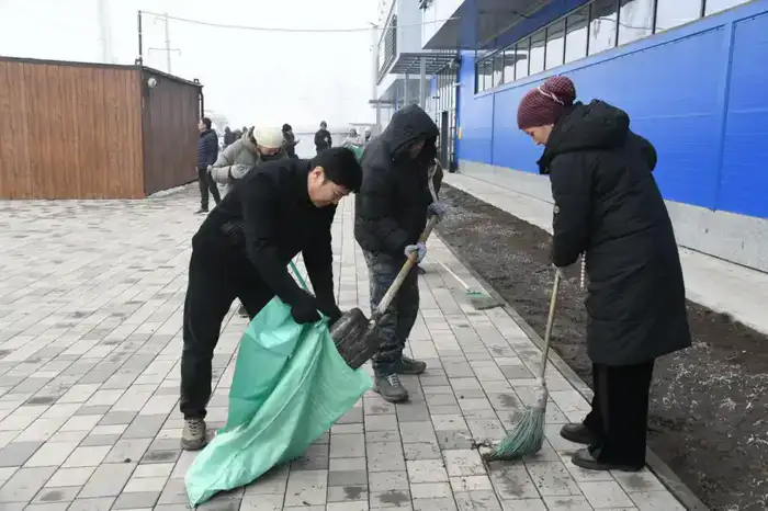 Масштабная генеральная уборка проходит в Астане в День очищения (9)