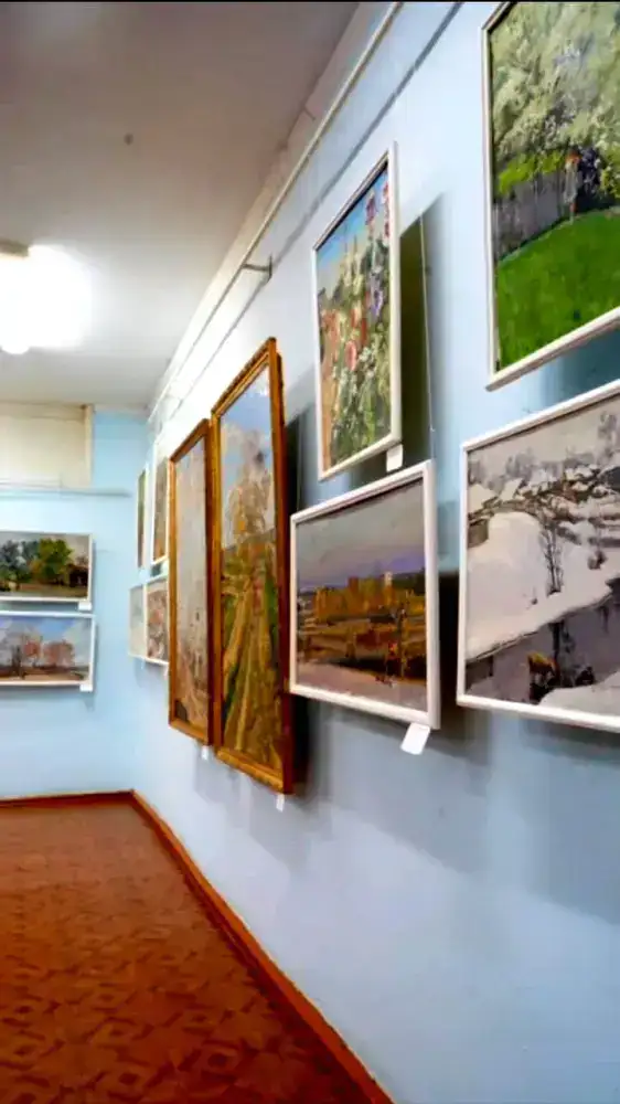 В Шемонаихе открылась выставка, посвящённая 100-летию художника Александра Попова