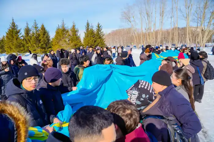 Более тысячи представителей молодежи поддержали новую Конституцию масштабным челленджем (10)