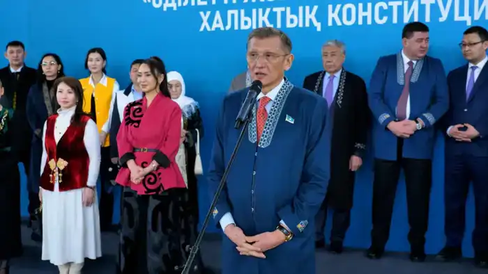 Около тысячи участников собрал форум в поддержку новой Конституции в Астане (6)